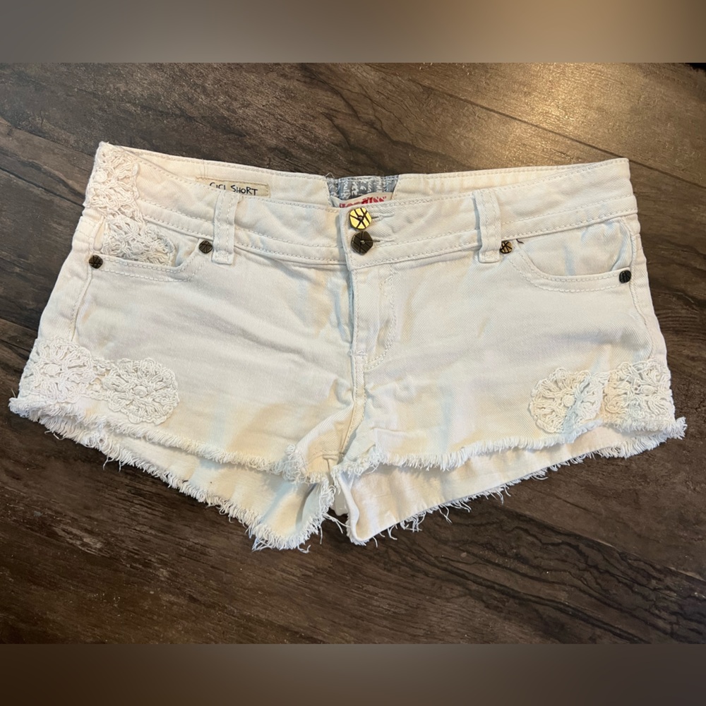 Denim White Cici Shorts with Lace